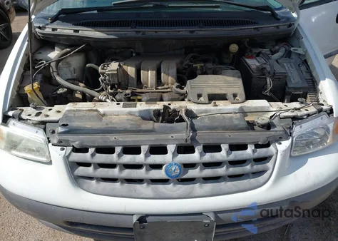 1999 Plymouth Grand Voyager из США, поврежденный, VIN 2P4GP24G7XR175130